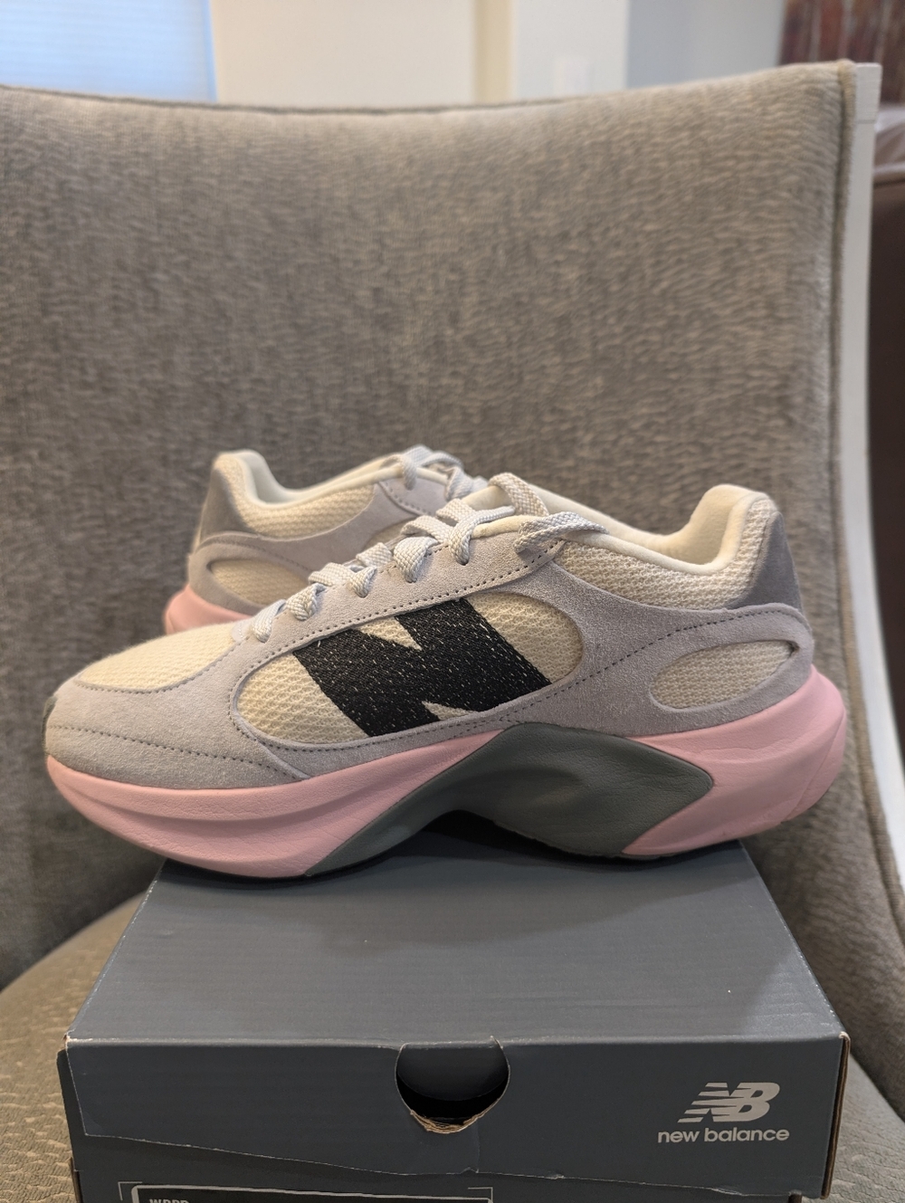 New Balance Women’s Light Gray & Pink Platform Sneakers - Picture 9 of 10